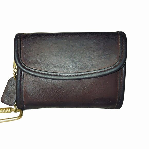 Coach Brown Leather Coin Purse Wallet Gold Keychain Attachment Snap Closure - Picture 16 of 16